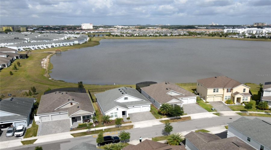 Kissimmee, Florida 34746, 4 Bedrooms Bedrooms, ,3 Bathroomsbathrooms,Residential,For Sale,Wordsmith,Mfro6304583