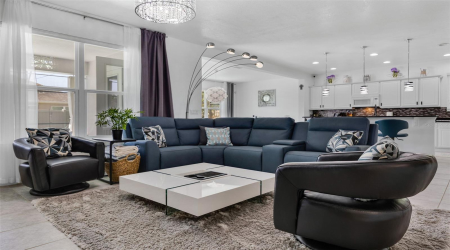 Orlando, Florida 32836, 4 Bedrooms Bedrooms, ,2 Bathroomsbathrooms,Residential,For Sale,Wakeworth,Mfro6304215