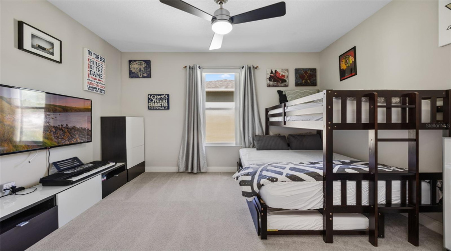 Orlando, Florida 32836, 4 Bedrooms Bedrooms, ,2 Bathroomsbathrooms,Residential,For Sale,Wakeworth,Mfro6304215
