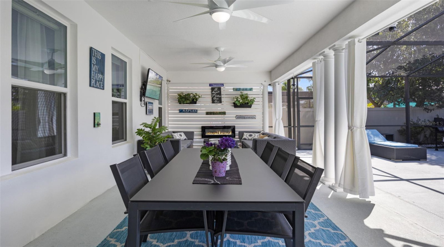 Orlando, Florida 32836, 4 Bedrooms Bedrooms, ,2 Bathroomsbathrooms,Residential,For Sale,Wakeworth,Mfro6304215