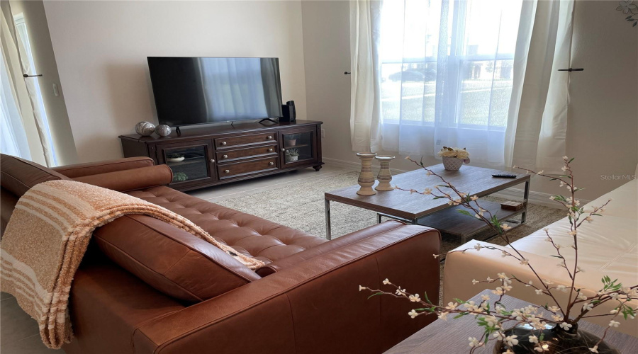 Davenport, Florida 33837, 4 Bedrooms Bedrooms, ,2 Bathroomsbathrooms,Residential,For Sale,Magnolia,Mfrr4909273