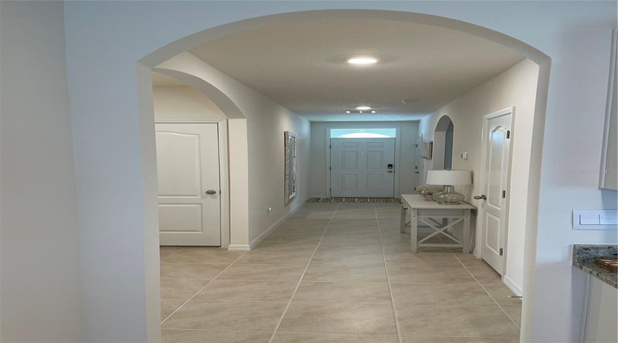 Davenport, Florida 33837, 4 Bedrooms Bedrooms, ,2 Bathroomsbathrooms,Residential,For Sale,Magnolia,Mfrr4909273