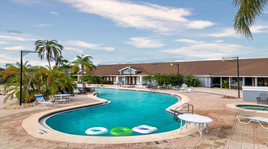 Davenport, Florida 33897, 4 Bedrooms Bedrooms, ,3 Bathroomsbathrooms,Residential,For Sale,Orchid,Mfro6304710