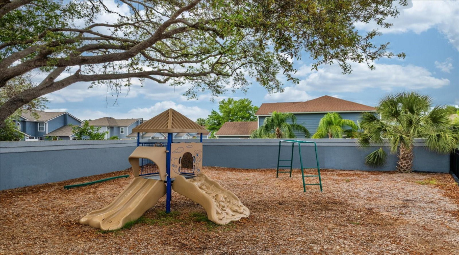 Davenport, Florida 33897, 4 Bedrooms Bedrooms, ,3 Bathroomsbathrooms,Residential,For Sale,Orchid,Mfro6304710