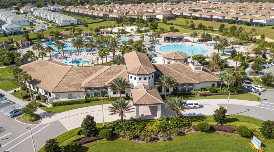 Davenport, Florida 33896, 9 Bedrooms Bedrooms, ,5 Bathroomsbathrooms,Residential,For Sale,Thunderbird,Mfro6303142