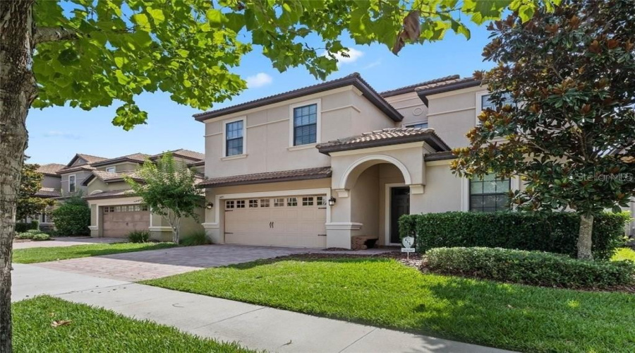 Davenport, Florida 33896, 9 Bedrooms Bedrooms, ,5 Bathroomsbathrooms,Residential,For Sale,Thunderbird,Mfro6303142