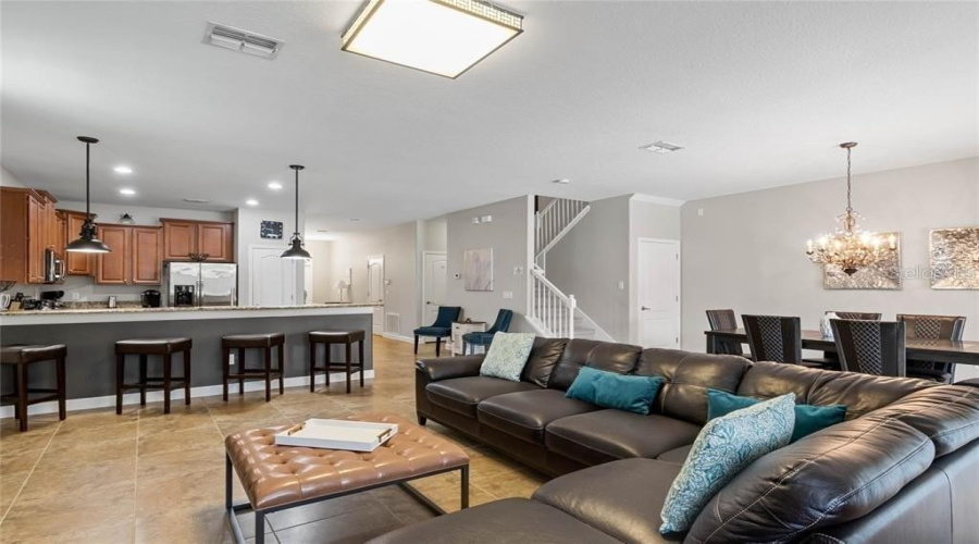 Davenport, Florida 33896, 9 Bedrooms Bedrooms, ,5 Bathroomsbathrooms,Residential,For Sale,Thunderbird,Mfro6303142