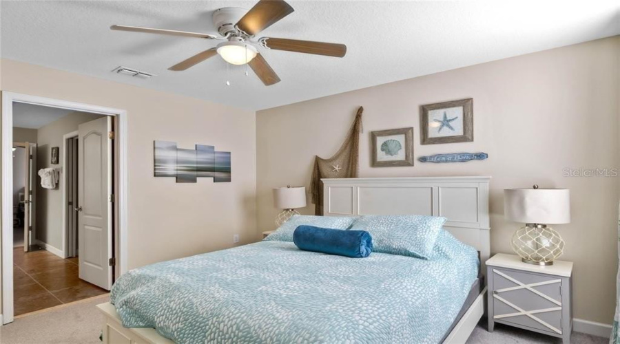 Davenport, Florida 33896, 9 Bedrooms Bedrooms, ,5 Bathroomsbathrooms,Residential,For Sale,Thunderbird,Mfro6303142