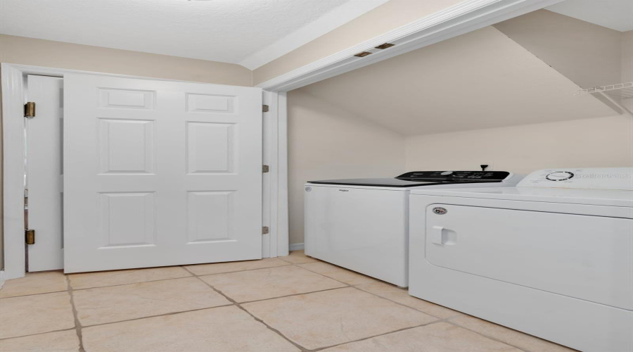 Downstairs Laundry Space