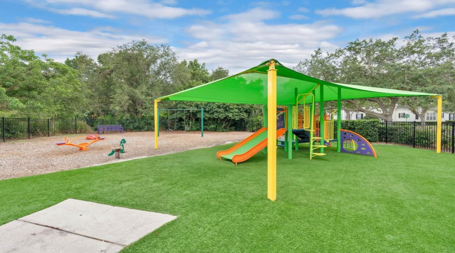 Community Park (6 Pools & 2 Fitness Centers Also Included)