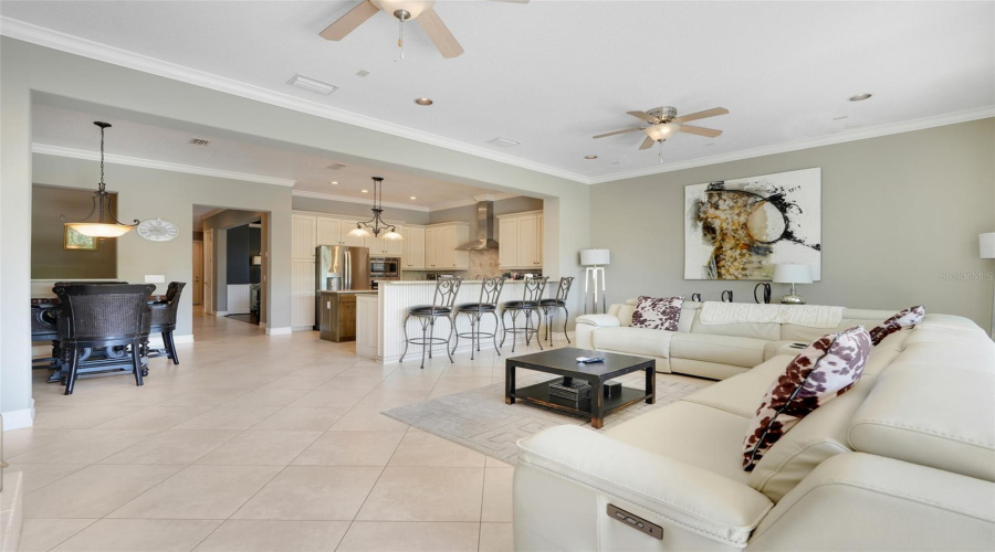 Reunion, Florida 34747, 4 Bedrooms Bedrooms, ,4 Bathroomsbathrooms,Residential,For Sale,Castle Pines,Mfrs5125993