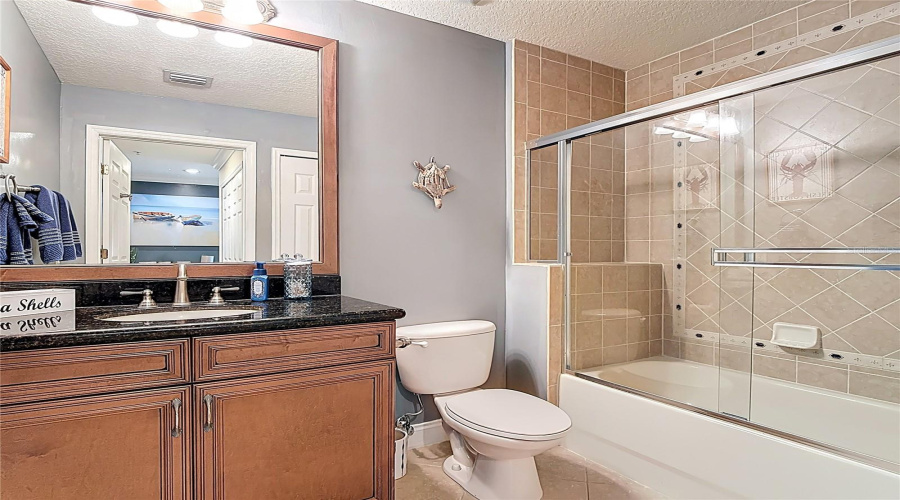 Guest Bathroom With Tub/Shower