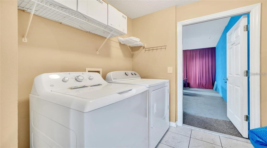 Kissimmee, Florida 34747, 7 Bedrooms Bedrooms, ,4 Bathroomsbathrooms,Residential,For Sale,Emerald Island,Mfrs5125976