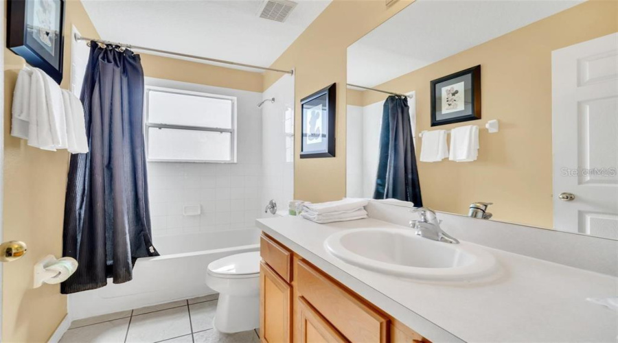 Kissimmee, Florida 34747, 7 Bedrooms Bedrooms, ,4 Bathroomsbathrooms,Residential,For Sale,Emerald Island,Mfrs5125976
