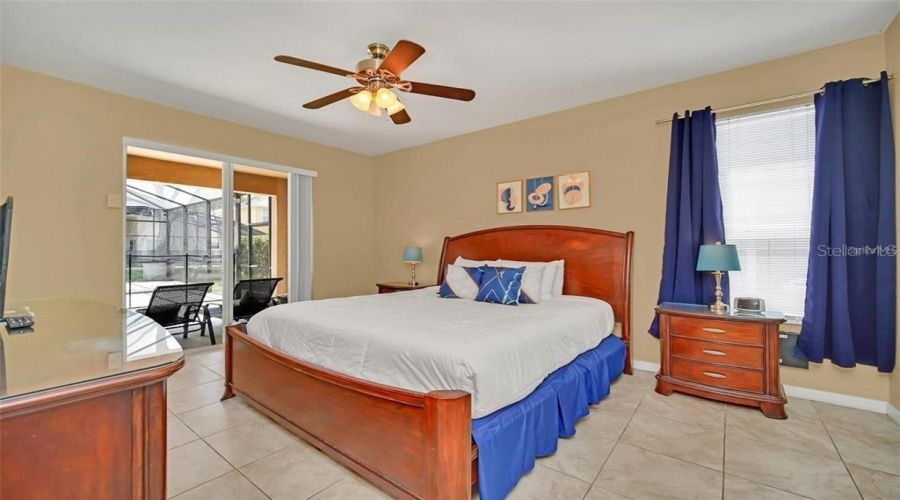Kissimmee, Florida 34747, 7 Bedrooms Bedrooms, ,4 Bathroomsbathrooms,Residential,For Sale,Emerald Island,Mfrs5125976
