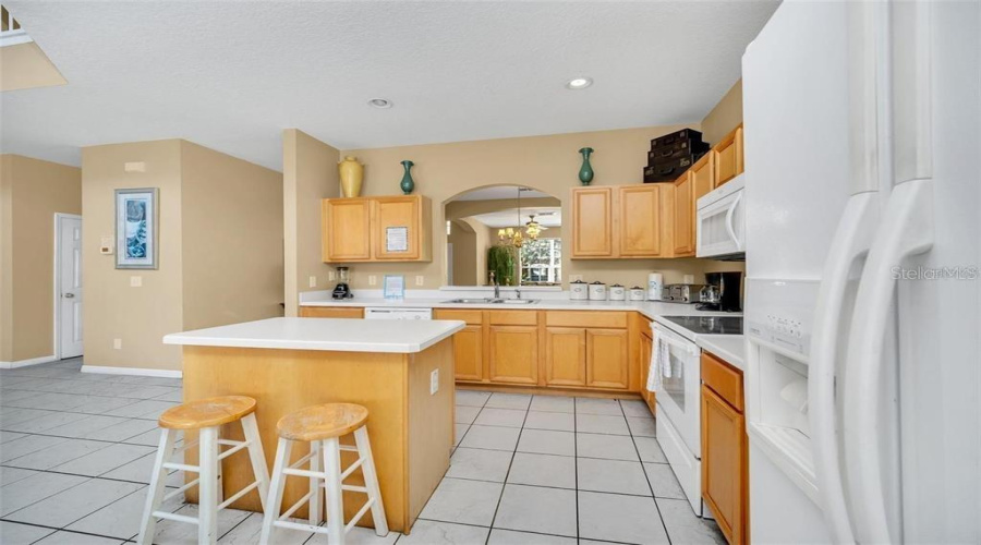 Kissimmee, Florida 34747, 7 Bedrooms Bedrooms, ,4 Bathroomsbathrooms,Residential,For Sale,Emerald Island,Mfrs5125976