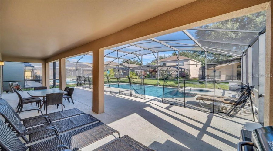 Kissimmee, Florida 34747, 7 Bedrooms Bedrooms, ,4 Bathroomsbathrooms,Residential,For Sale,Emerald Island,Mfrs5125976