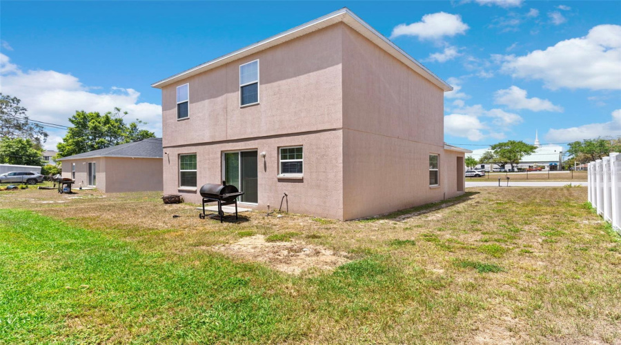 Davenport, Florida 33837, 4 Bedrooms Bedrooms, ,2 Bathroomsbathrooms,Residential,For Sale,Bay,Mfrl4952577