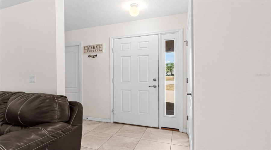 Davenport, Florida 33837, 4 Bedrooms Bedrooms, ,2 Bathroomsbathrooms,Residential,For Sale,Bay,Mfrl4952577