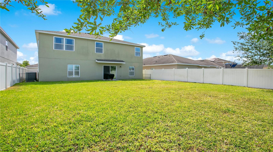 Davenport, Florida 33897, 4 Bedrooms Bedrooms, ,2 Bathroomsbathrooms,Residential,For Sale,Williamson,Mfrg5095111
