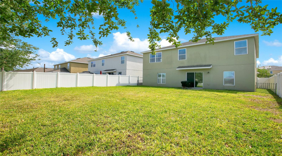 Davenport, Florida 33897, 4 Bedrooms Bedrooms, ,2 Bathroomsbathrooms,Residential,For Sale,Williamson,Mfrg5095111