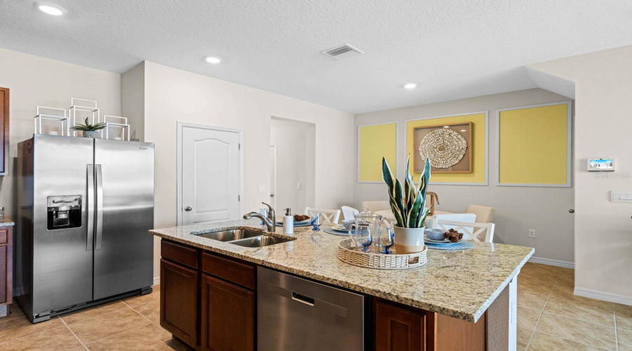 Davenport, Florida 33837, 3 Bedrooms Bedrooms, ,2 Bathroomsbathrooms,Residential,For Sale,Tongass,Mfro6249010