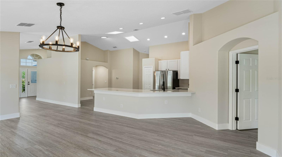 Orlando, Florida 32836, 3 Bedrooms Bedrooms, ,2 Bathroomsbathrooms,Residential,For Sale,Pecky Cypress Way,Mfrr4909066