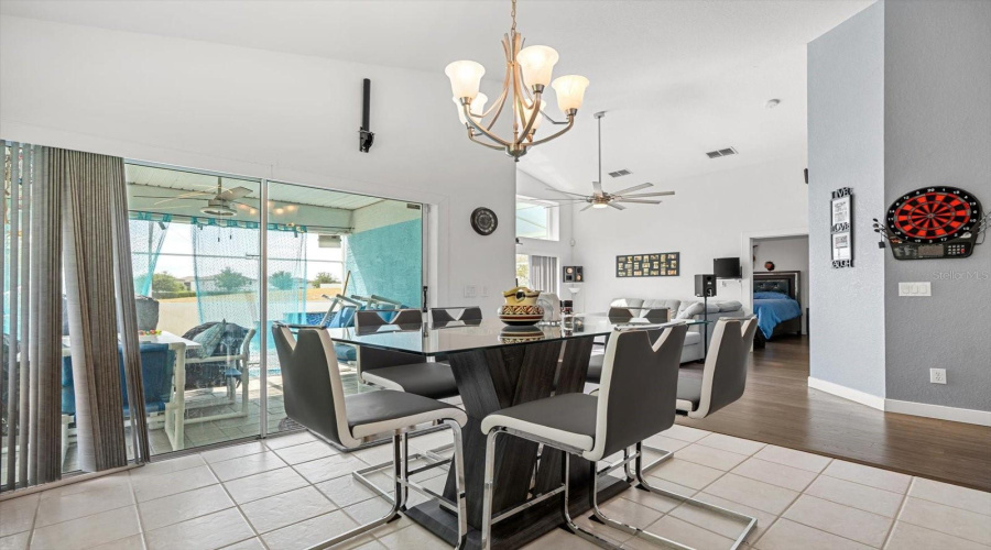 Davenport, Florida 33896, 4 Bedrooms Bedrooms, ,3 Bathroomsbathrooms,Residential,For Sale,Windsor,Mfrtb8379876