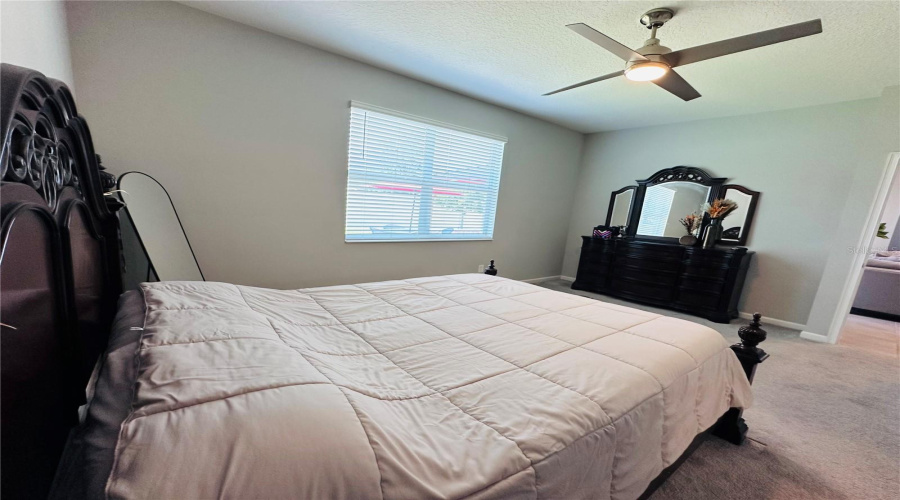 Davenport, Florida 33837, 4 Bedrooms Bedrooms, ,3 Bathroomsbathrooms,Residential,For Sale,Yorkdale,Mfrs5125843
