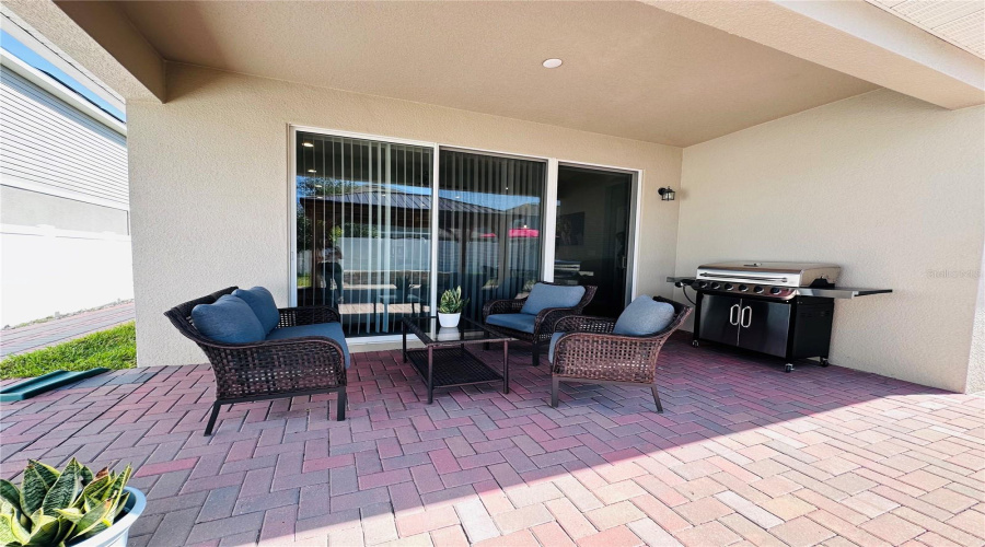 Davenport, Florida 33837, 4 Bedrooms Bedrooms, ,3 Bathroomsbathrooms,Residential,For Sale,Yorkdale,Mfrs5125843