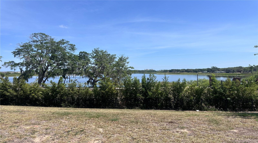 Davenport, Florida 33837, 4 Bedrooms Bedrooms, ,3 Bathroomsbathrooms,Residential,For Sale,Yorkdale,Mfrs5125843