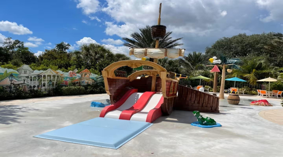 Davenport, Florida 33896, 4 Bedrooms Bedrooms, ,3 Bathroomsbathrooms,Residential,For Sale,Captiva,Mfrs5125742