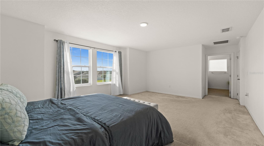 Kissimmee, Florida 34746, 4 Bedrooms Bedrooms, ,2 Bathroomsbathrooms,Residential,For Sale,Canyon Breeze Ave,Mfro6302022