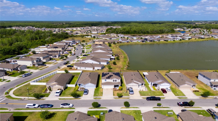Kissimmee, Florida 34746, 4 Bedrooms Bedrooms, ,2 Bathroomsbathrooms,Residential,For Sale,Canyon Breeze Ave,Mfro6302022