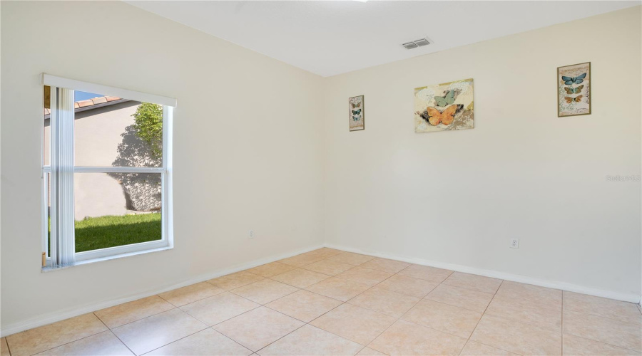 Kissimmee, Florida 34746, 4 Bedrooms Bedrooms, ,3 Bathroomsbathrooms,Residential,For Sale,Meadow View,Mfrg5096355