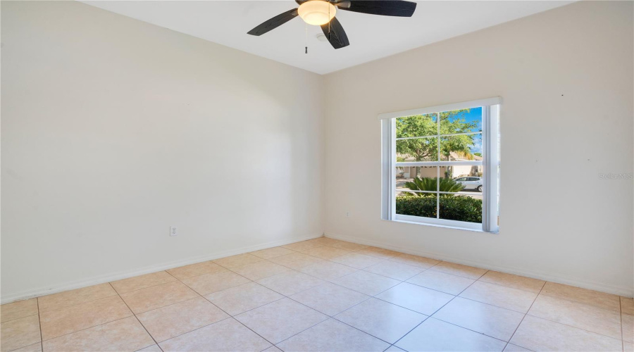 Kissimmee, Florida 34746, 4 Bedrooms Bedrooms, ,3 Bathroomsbathrooms,Residential,For Sale,Meadow View,Mfrg5096355