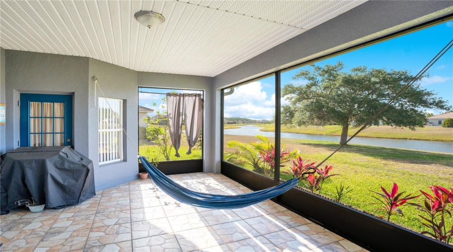 Kissimmee, Florida 34746, 4 Bedrooms Bedrooms, ,3 Bathroomsbathrooms,Residential,For Sale,Meadow View,Mfrg5096355