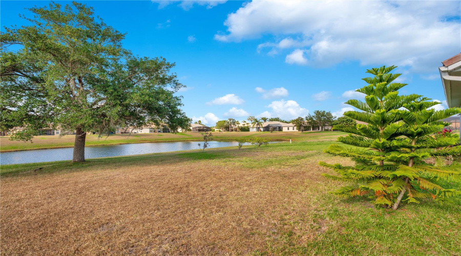 Kissimmee, Florida 34746, 4 Bedrooms Bedrooms, ,3 Bathroomsbathrooms,Residential,For Sale,Meadow View,Mfrg5096355