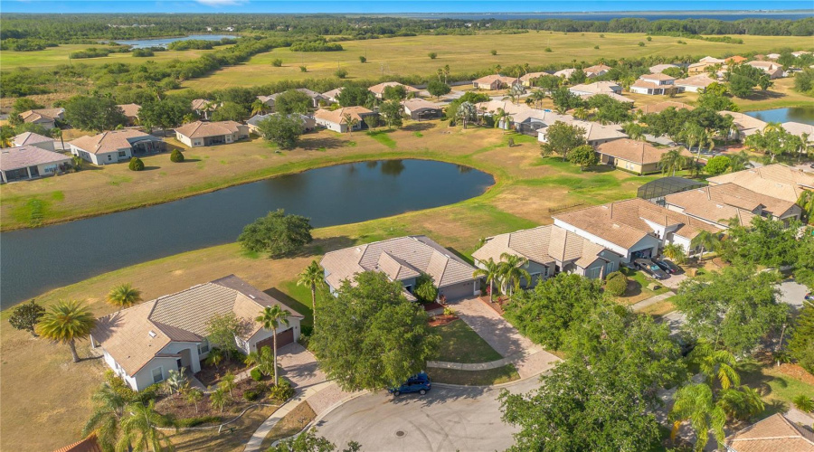 Kissimmee, Florida 34746, 4 Bedrooms Bedrooms, ,3 Bathroomsbathrooms,Residential,For Sale,Meadow View,Mfrg5096355