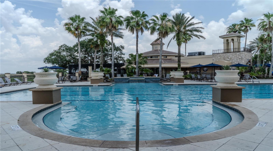KISSIMMEE, Florida 34746, 4 Bedrooms Bedrooms, ,3 BathroomsBathrooms,Residential,For Sale,MEADOW VIEW,0,MFRG5096355