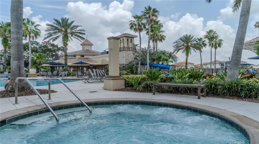 KISSIMMEE, Florida 34746, 4 Bedrooms Bedrooms, ,3 BathroomsBathrooms,Residential,For Sale,MEADOW VIEW,0,MFRG5096355