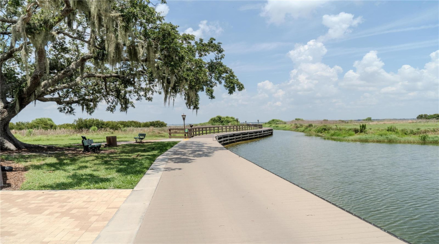 KISSIMMEE, Florida 34746, 4 Bedrooms Bedrooms, ,3 BathroomsBathrooms,Residential,For Sale,MEADOW VIEW,0,MFRG5096355