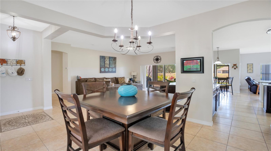 Kissimmee, Florida 34746, 4 Bedrooms Bedrooms, ,3 Bathroomsbathrooms,Residential,For Sale,Meadow View,Mfrg5096355