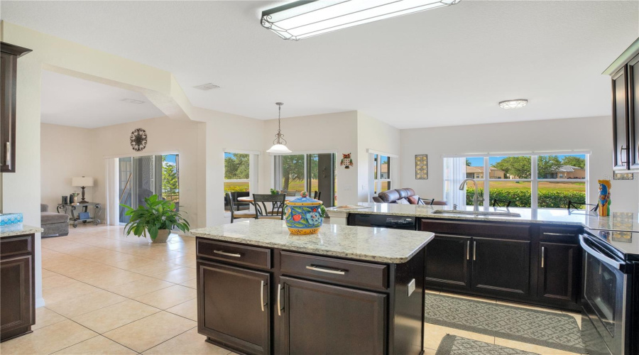 Kissimmee, Florida 34746, 4 Bedrooms Bedrooms, ,3 Bathroomsbathrooms,Residential,For Sale,Meadow View,Mfrg5096355