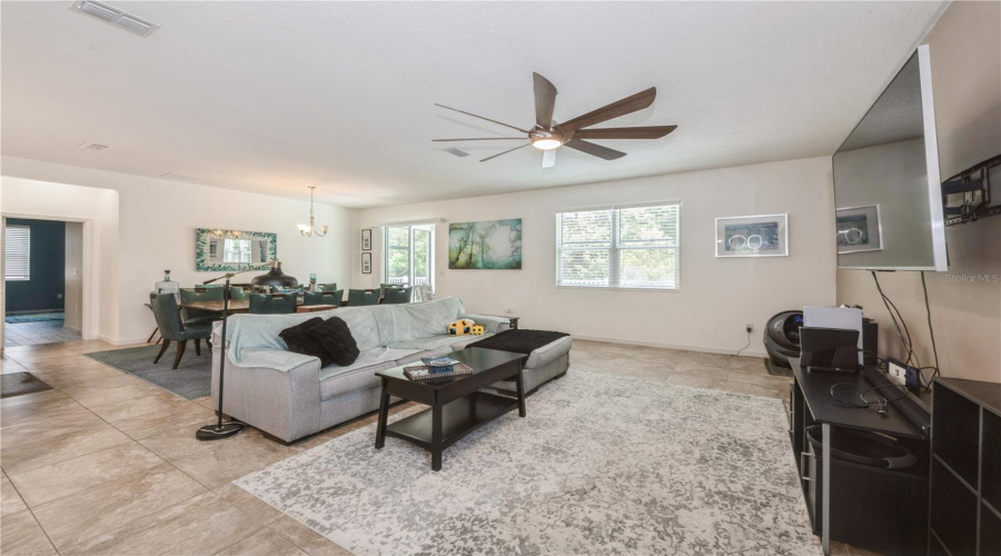 Kissimmee, Florida 34746, 4 Bedrooms Bedrooms, ,2 Bathroomsbathrooms,Residential,For Sale,Boating,Mfro6303782