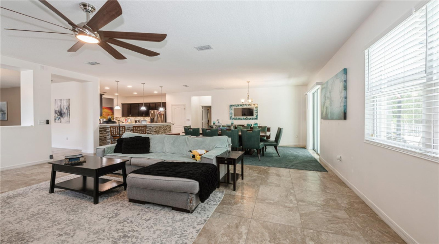 Kissimmee, Florida 34746, 4 Bedrooms Bedrooms, ,2 Bathroomsbathrooms,Residential,For Sale,Boating,Mfro6303782