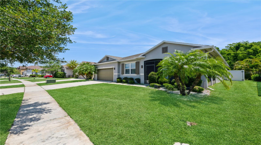 Kissimmee, Florida 34746, 4 Bedrooms Bedrooms, ,2 Bathroomsbathrooms,Residential,For Sale,Boating,Mfro6303782