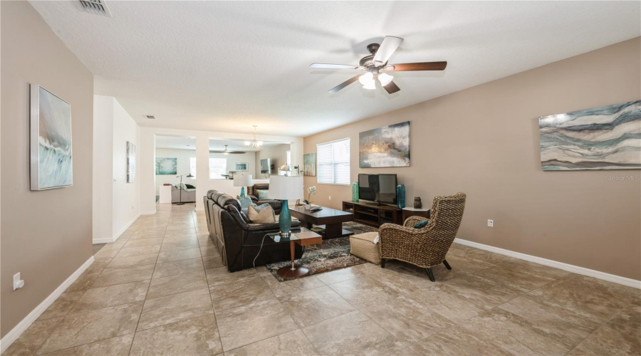 Kissimmee, Florida 34746, 4 Bedrooms Bedrooms, ,2 Bathroomsbathrooms,Residential,For Sale,Boating,Mfro6303782