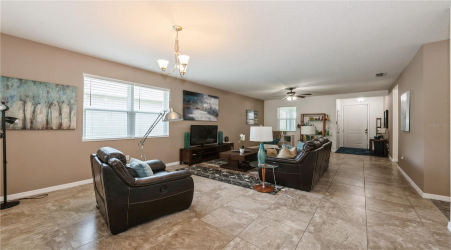 Kissimmee, Florida 34746, 4 Bedrooms Bedrooms, ,2 Bathroomsbathrooms,Residential,For Sale,Boating,Mfro6303782