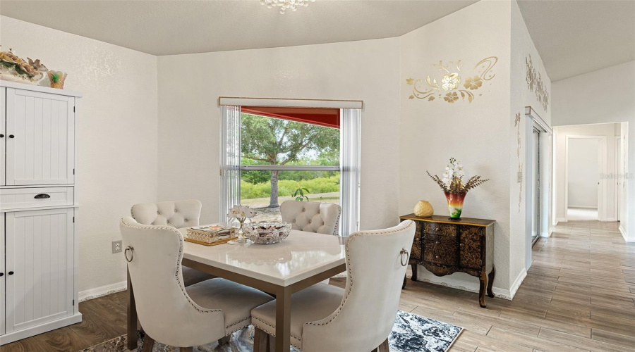 Davenport, Florida 33837, 4 Bedrooms Bedrooms, ,2 Bathroomsbathrooms,Residential,For Sale,Highland Meadows,Mfrs5125668